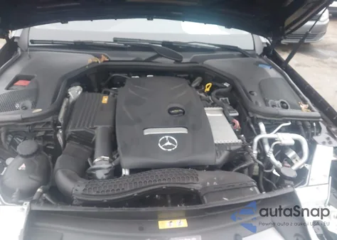 2018 Mercedes-Benz E 300 4Matic из США, поврежденный, VIN WDDZF4KBXJA436593